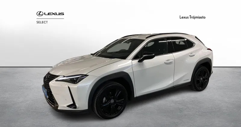 pomorskie Lexus UX cena 144000 przebieg: 75826, rok produkcji 2021 z Sianów